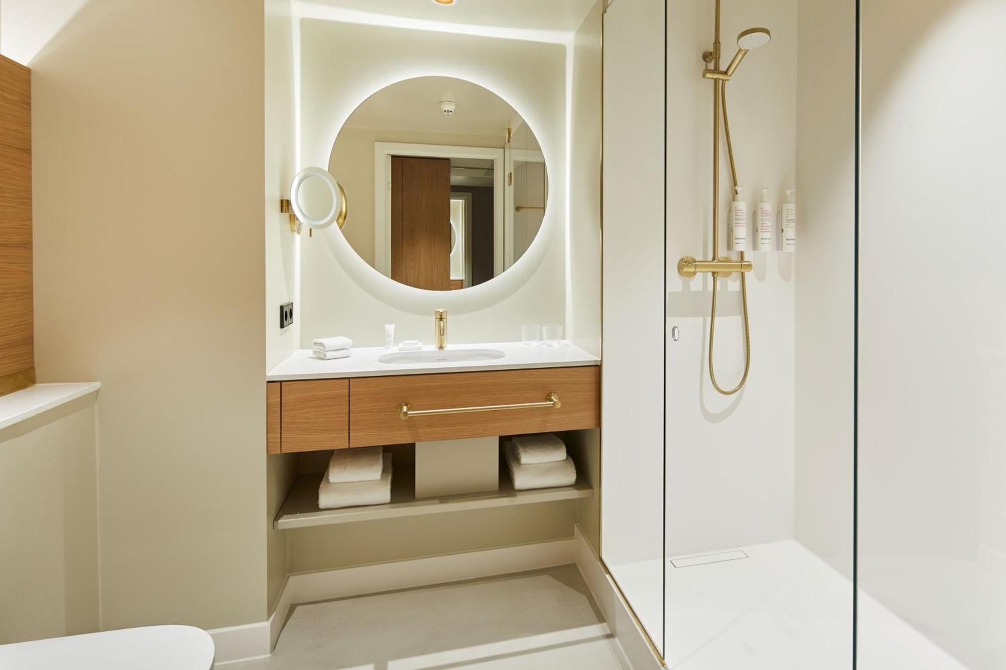 Marriott Hotel 5*